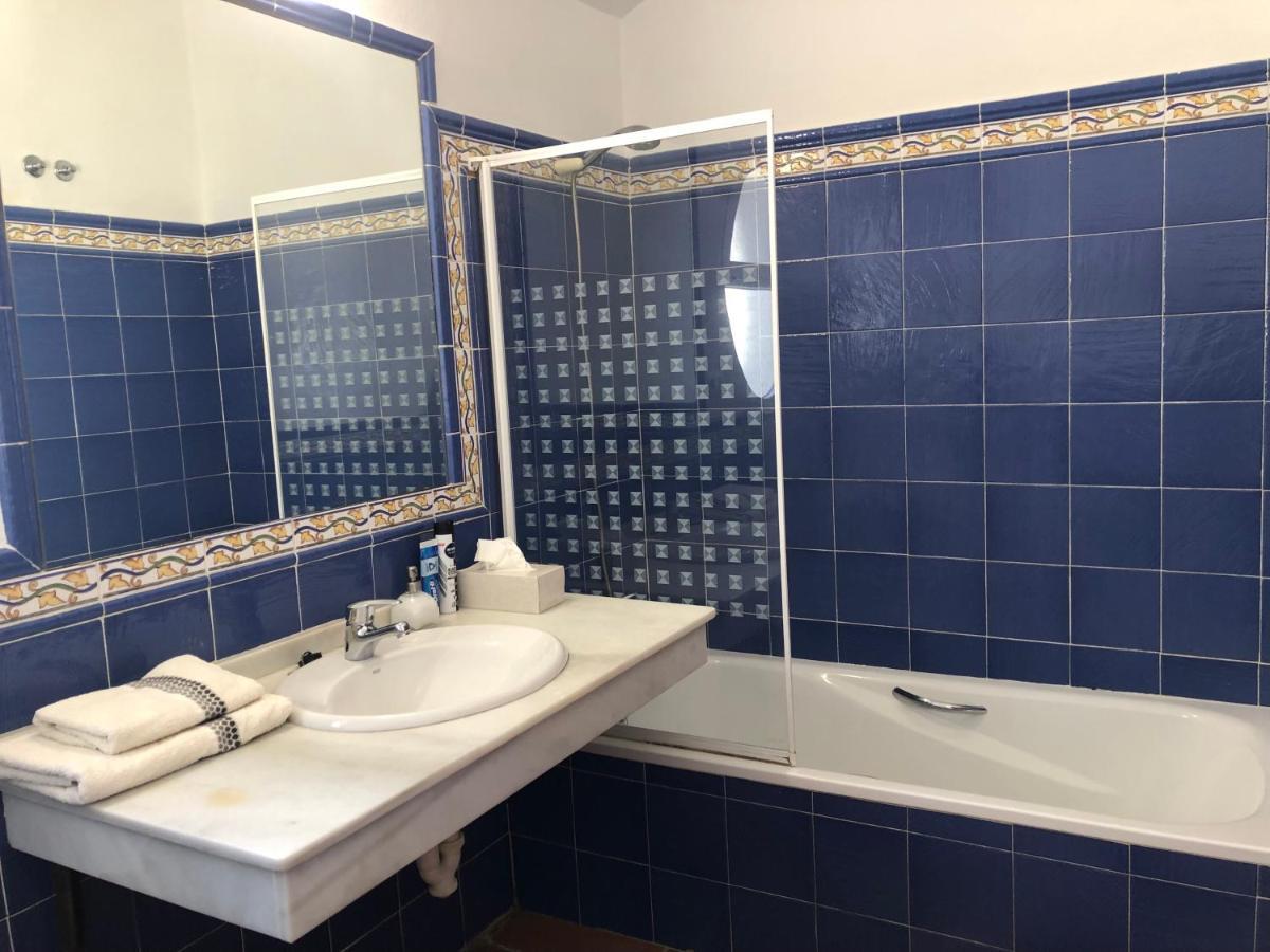 Charming 1 Bedroom Suite With Shared Kitchen Next To Puerto Banus Marbella Kültér fotó